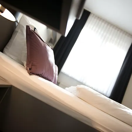 Good Morning West Berlin