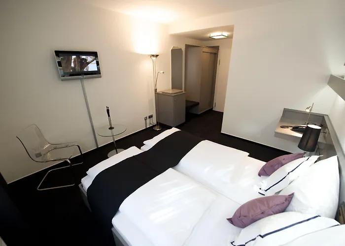 Good Morning West Hotel 3*