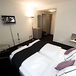 Good Morning West Hotel 3*