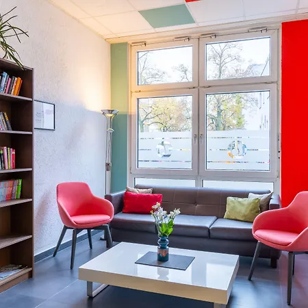 酒店 Good Morning West