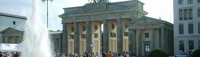 Good Morning West מלון