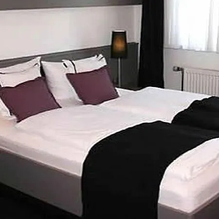 Good Morning West Hotel 3*